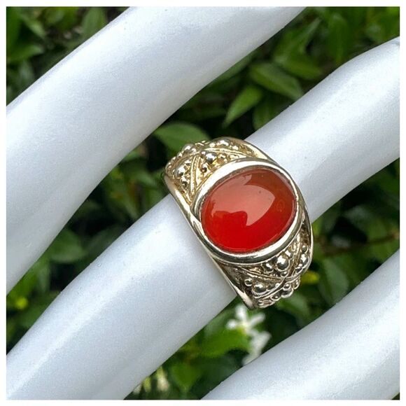 Carnelian gold tone ring - Picture 1 of 9